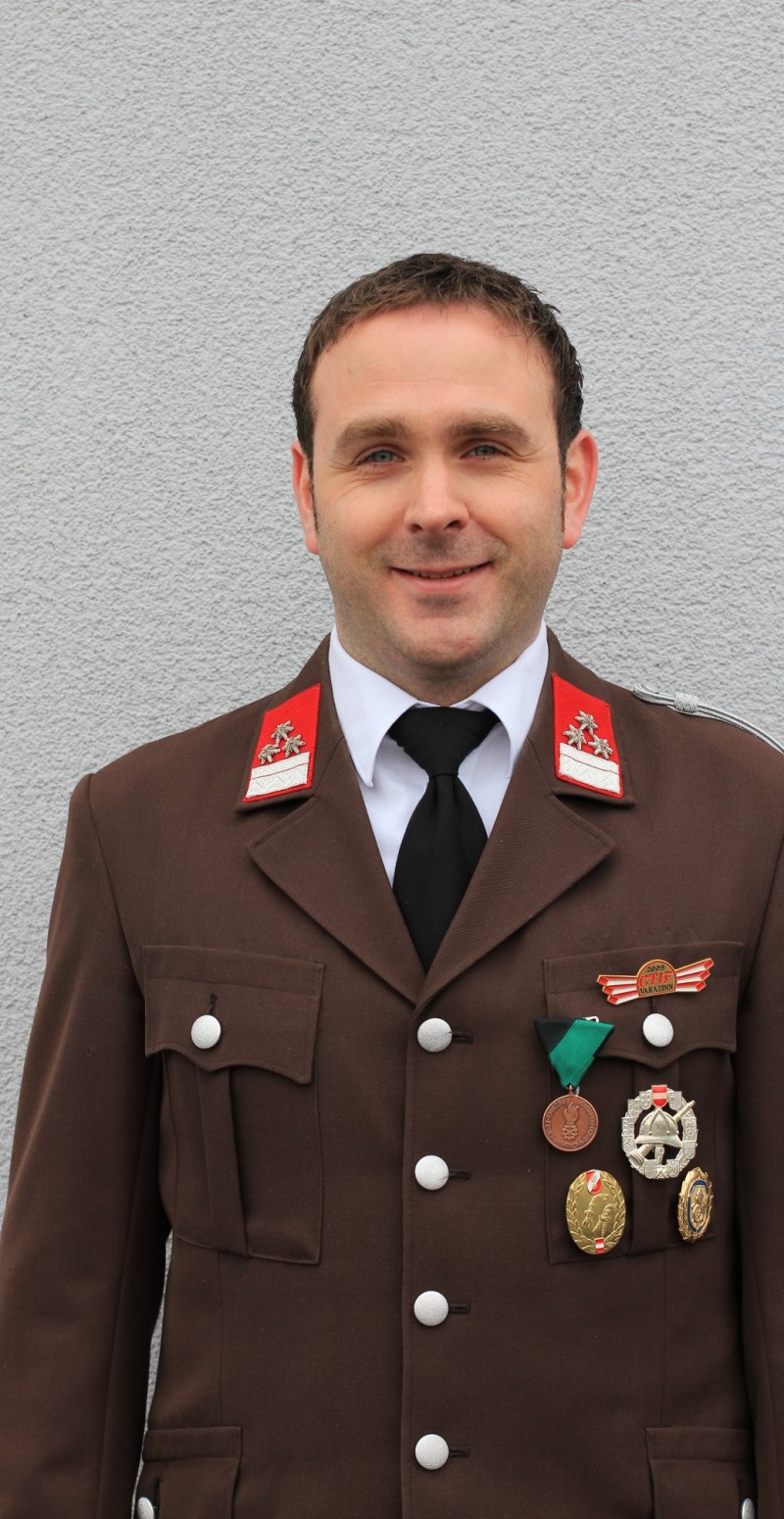 Naderhirn Stefan (1333x2000) Naderhirn Stefan (1333x2000)