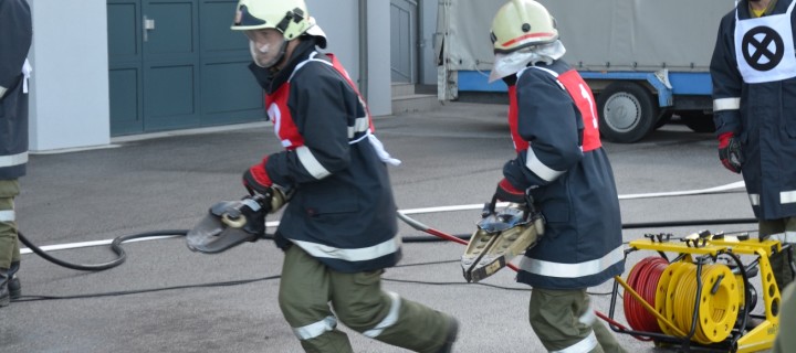 Abzeichen „Technische Hilfeleistung“ abgelegt