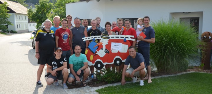 erneute Feuerwehrstorchlandung