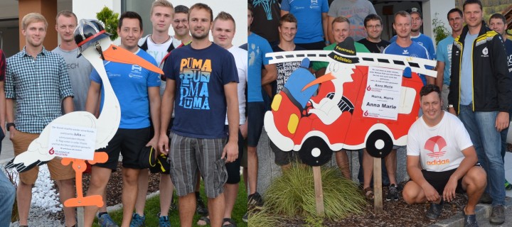 Feuerwehrstorch im Dauereinsatz
