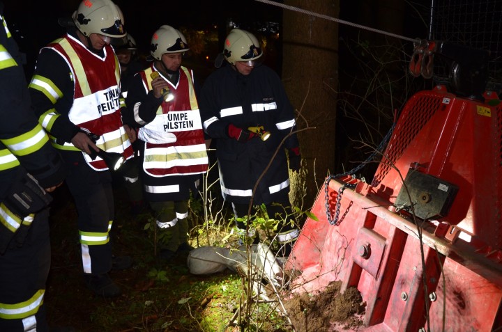 Forstunfall bei Monatsübung im November