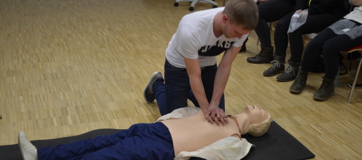 erfolgreich absolvierter Erste-Hilfe-Kurs