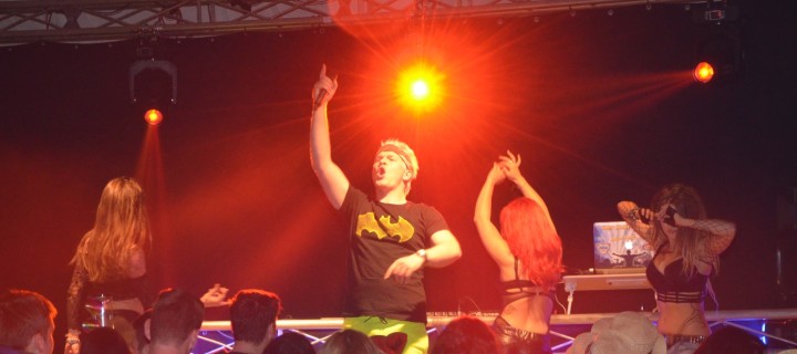 „Night on Fire“ Mallorca-Party und Kuppelcup