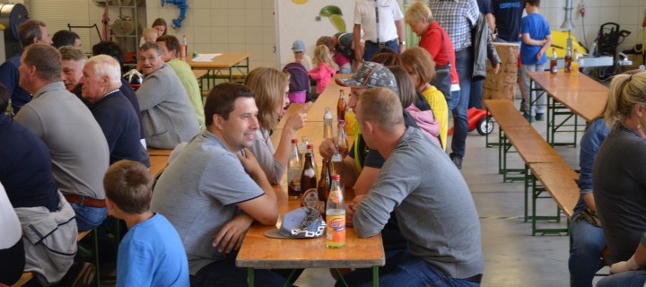 Frühschoppen mit Familienfest