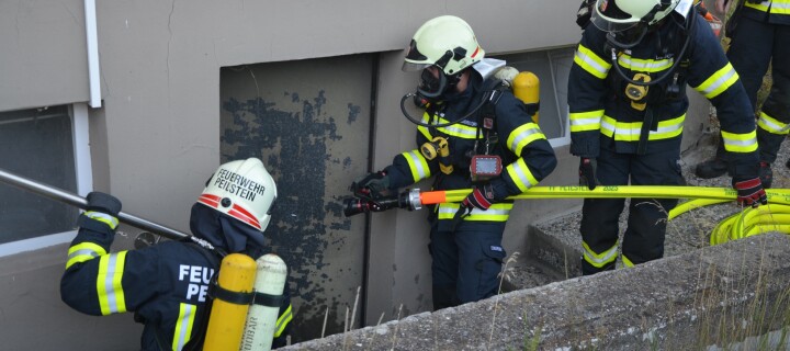 Wohnhausbrand als Übungsannahme