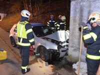 Aufräumarbeiten nach Verkehrsunfall in Diendorf