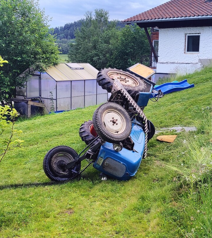 Traktorbergung in Hinterschlag
