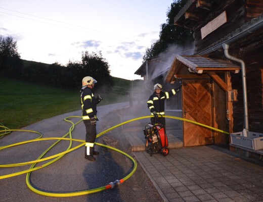 Skilifthütte am Monte Kicking in Brand