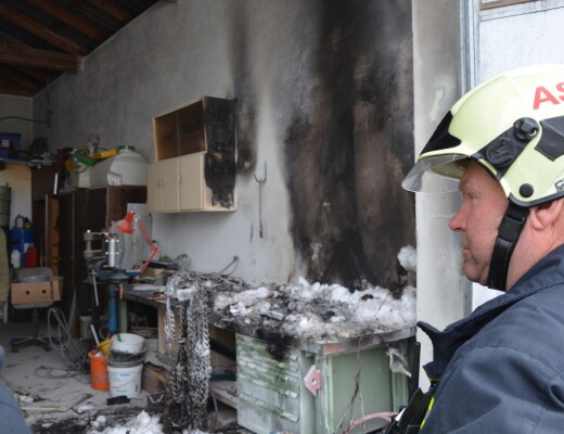 Garagenbrand in Diendorf