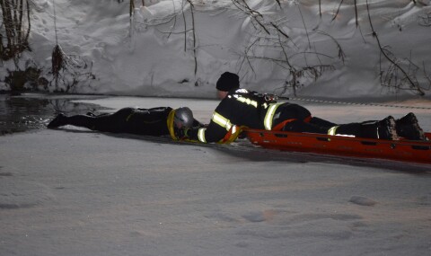 Eisrettung als Übungsthema