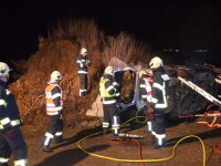Verkehrsunfall mit eingeklemmter Person