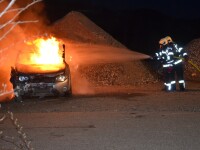 Fahrzeugbrand als Herausforderung bei Monatsübung