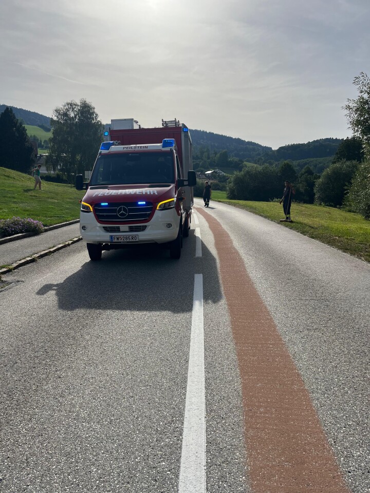 Ölspur durch Peilstein